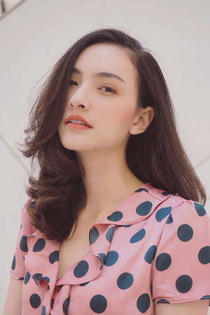 Anna Glucks portrait