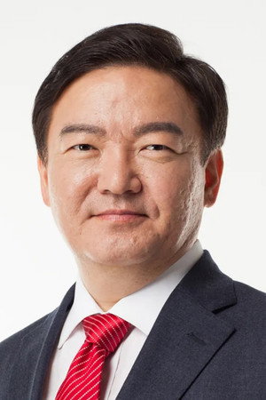 Min Kyung-wook portrait