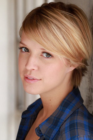 Brit Sheridan portrait