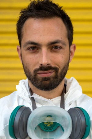 Derek Muller portrait