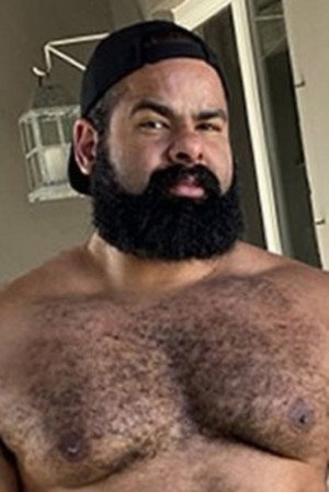 Oscar Bear portrait