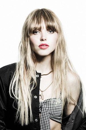 Lina Larissa Strahl portrait