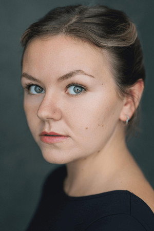 Ella Avron portrait