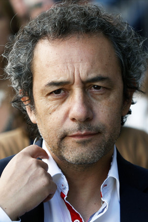 Daniel Muñoz portrait
