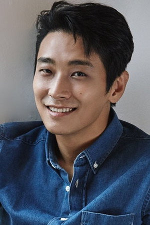 Ju Ji-hoon portrait