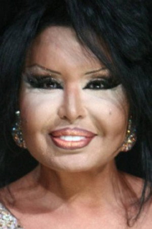 Bülent Ersoy portrait