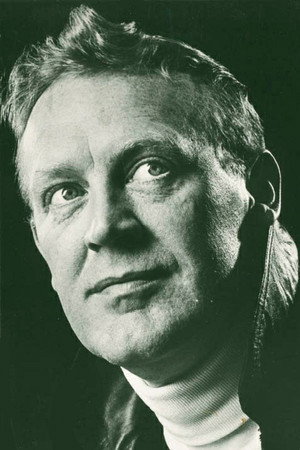 Joss Ackland portrait
