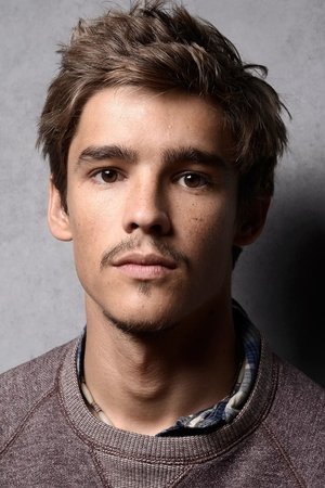Brenton Thwaites portrait