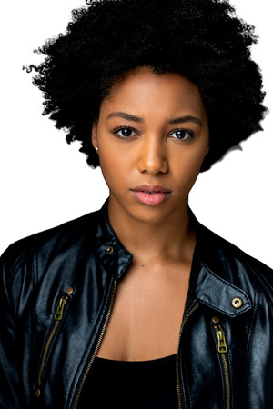 Angelie Simone portrait