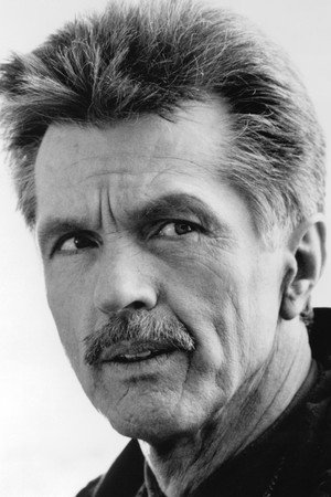 Tom Skerritt portrait