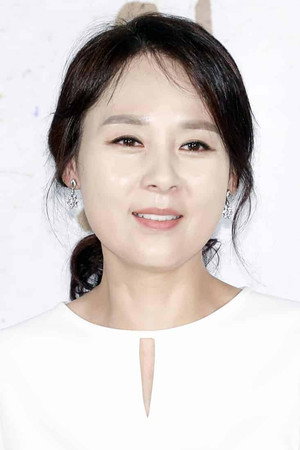 Jeon Mi-seon portrait