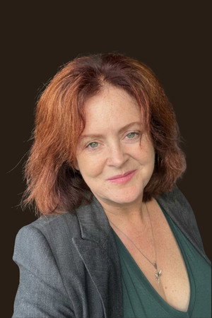 Lori Watt portrait