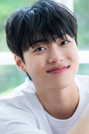 Lee Sun portrait