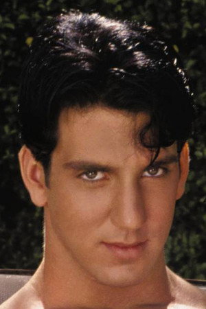Tom Katt portrait