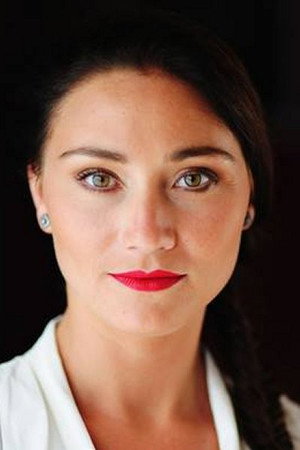 Stephanie Leon portrait