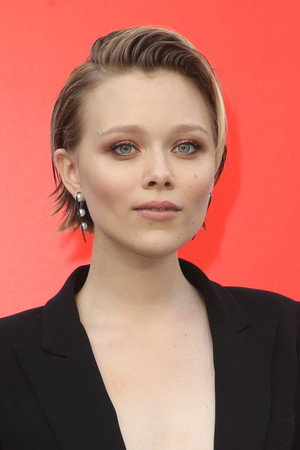 Ivanna Sakhno portrait