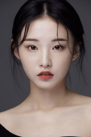 Lee Ye-jin portrait