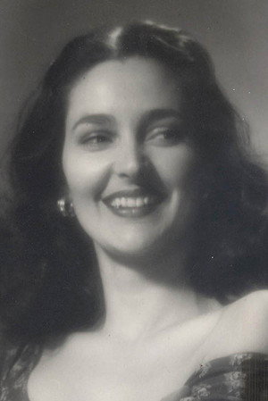 Stella Greka portrait