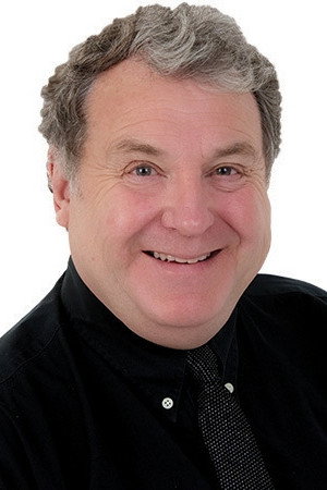 Russell Grant portrait