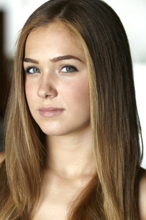 Haley Lu Richardson portrait