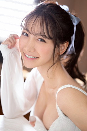 Marin Mita portrait