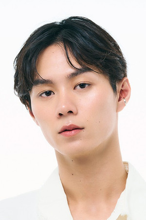 Sho Ogawa portrait