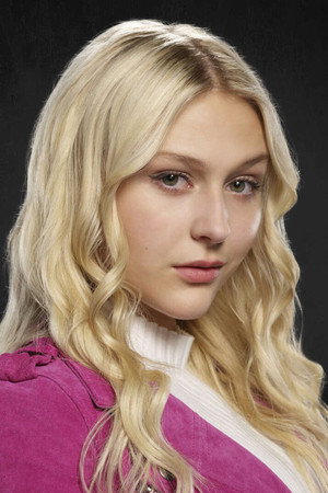 Alyvia Alyn Lind portrait