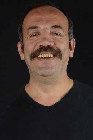 Ömer Duran portrait