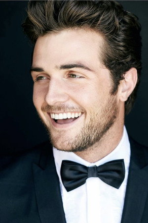 Beau Mirchoff portrait