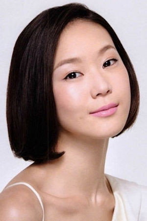 Aviis Zhong portrait