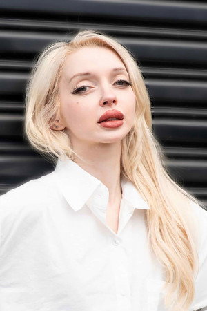 Viola Odette Harlow portrait
