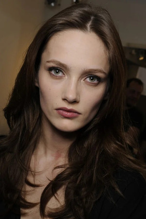 Karmen Pedaru portrait