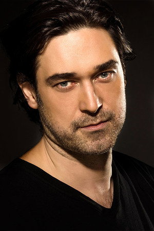 Burak Hakkı portrait