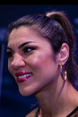 Bethe Correia portrait