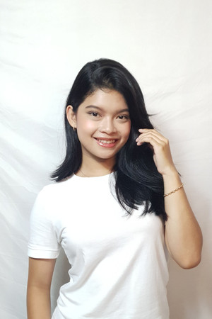 Reina Moore portrait