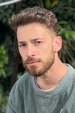 Hugo Leitão portrait