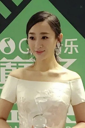 Ivy Yan portrait
