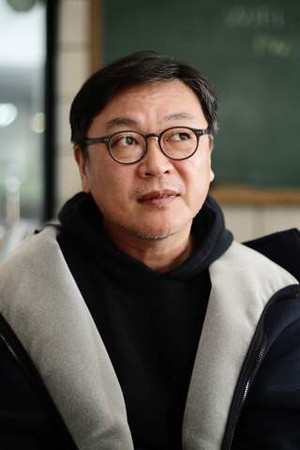 Kim Eui-sung portrait