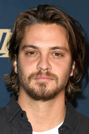 Luke Grimes portrait