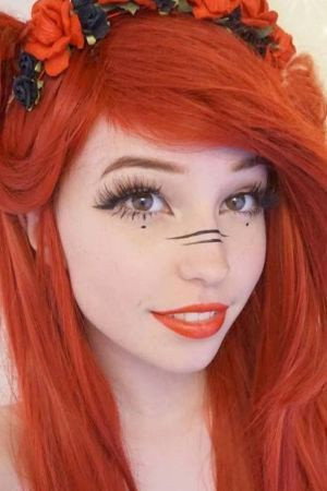 Belle Delphine portrait