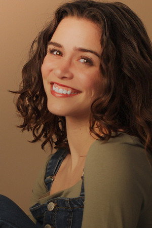 Sydney Claire Olson portrait