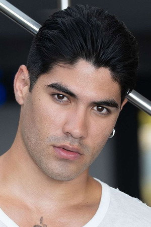 Gus Torres portrait