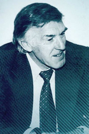 Robert Holmes portrait