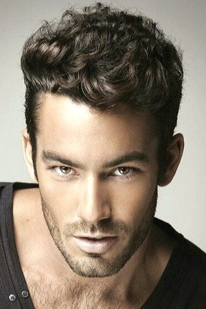 Aarón Díaz portrait