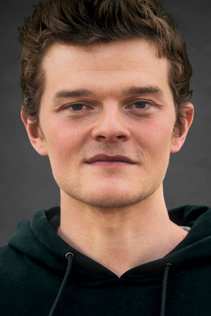 Robert Aramayo portrait