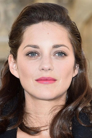 Marion Cotillard portrait