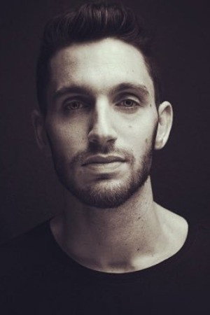 Simon Garshasebi portrait