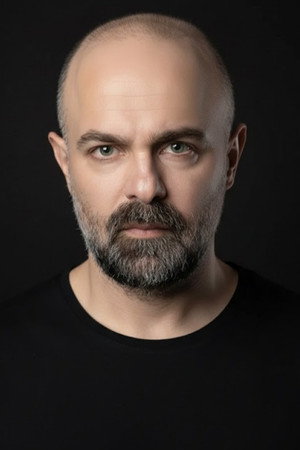 Erkan Avcı portrait