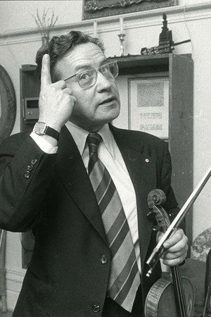 Jean Carignan portrait