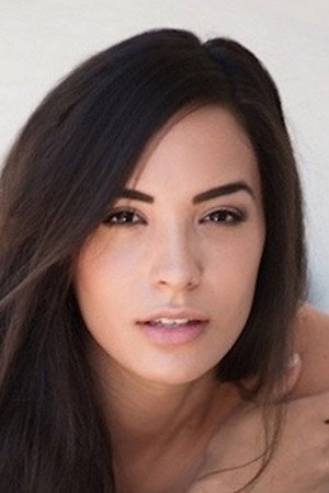 Laura Hine portrait